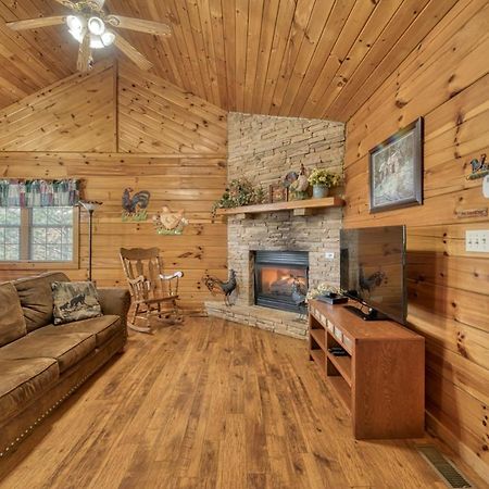 Villa A Hen House à Pigeon Forge Extérieur photo