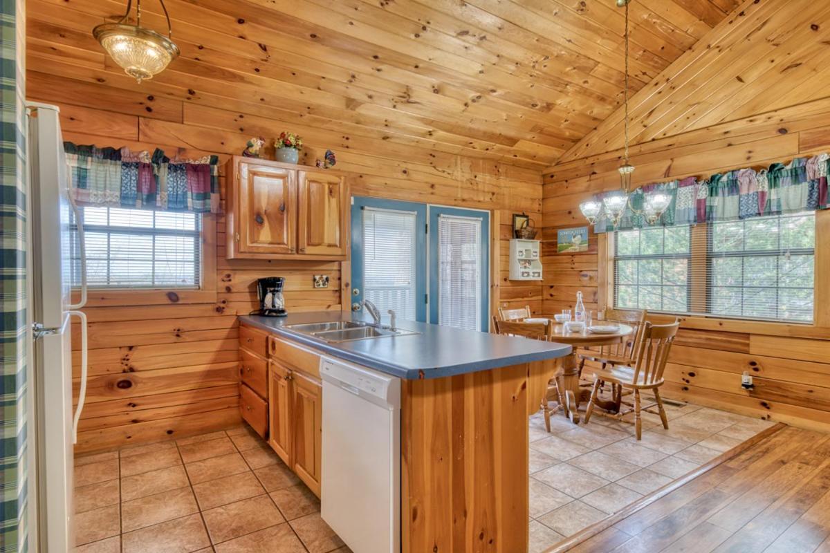 Villa A Hen House à Pigeon Forge Extérieur photo